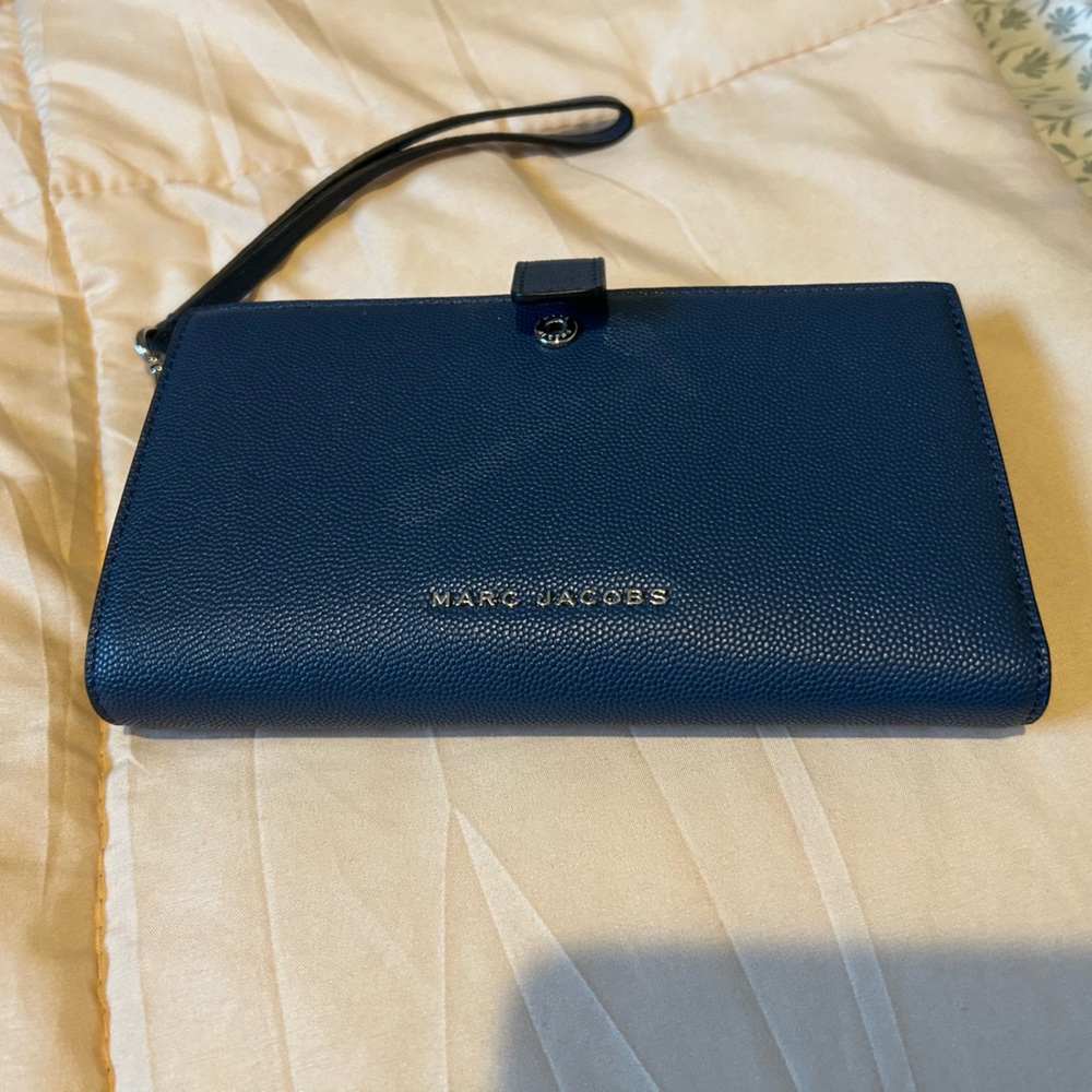 Marc Jacobs wristlet
